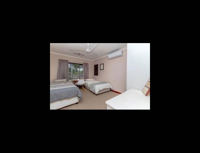 3 BEDROOM SIMPLEX RENTED IN SOMERSET PARK